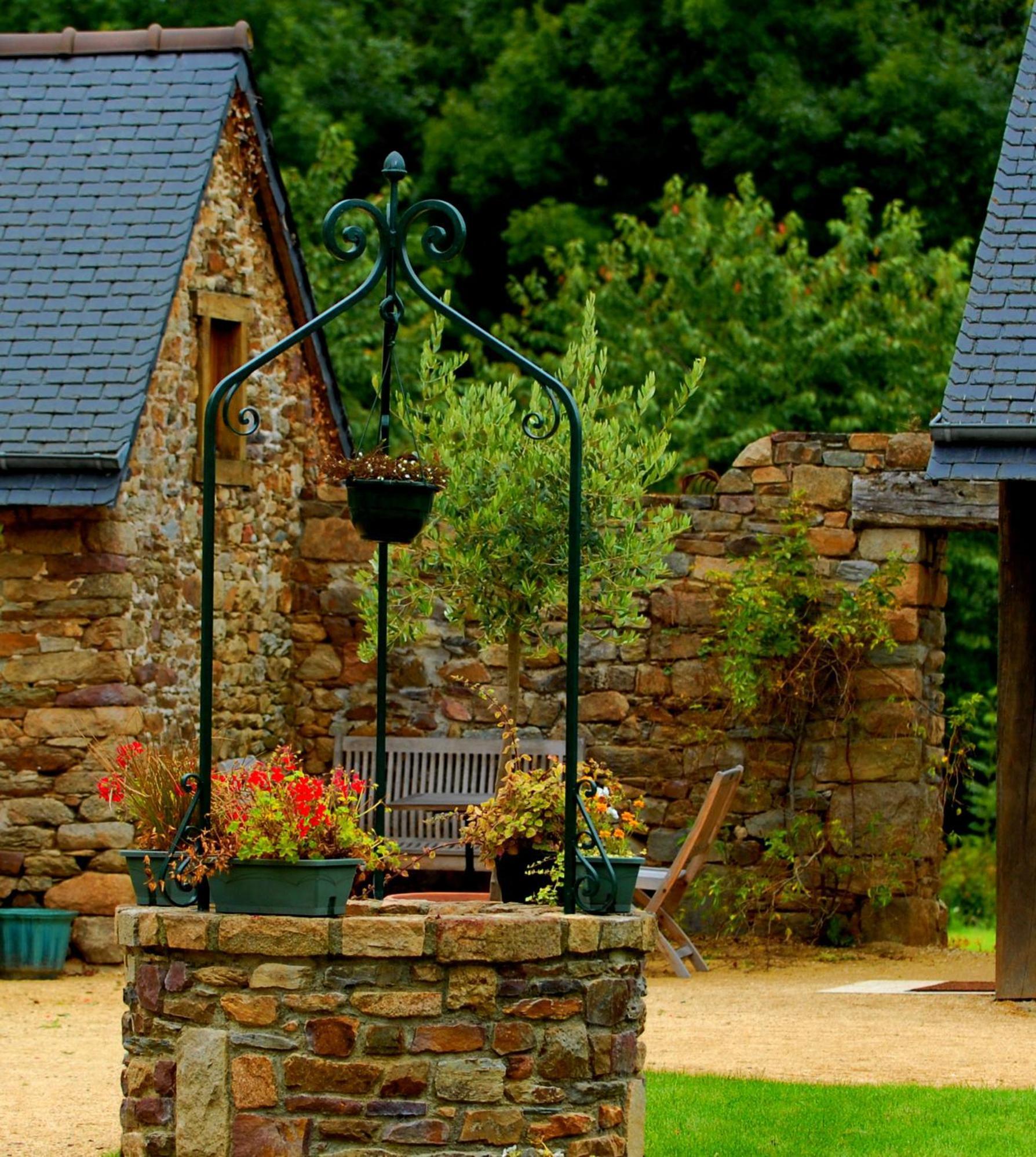 Domaine De Kermodest Hotel Quemper-Guézennec Екстериор снимка